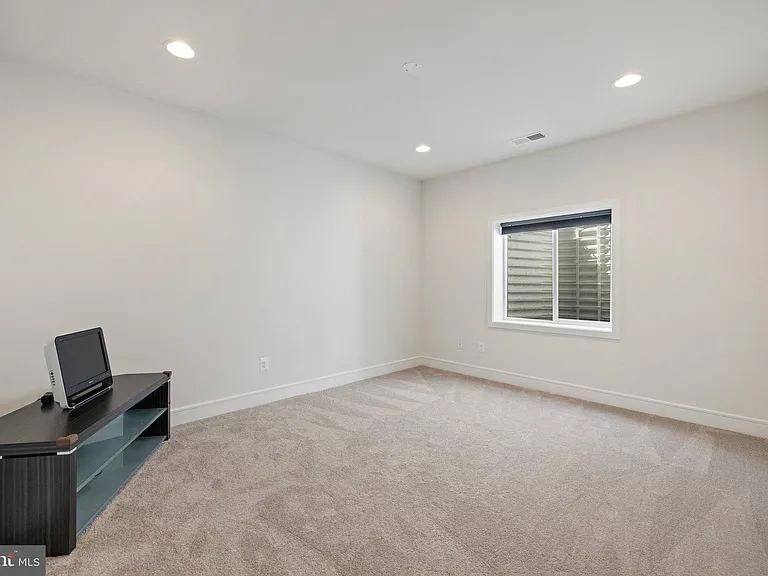 23747 Alton Ridge Pl — Photo 35