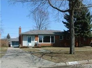 36072 W Chicago St, Livonia, MI 48150
