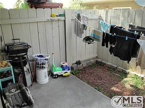 4th image of 317 S Mollison Ave Unit 2