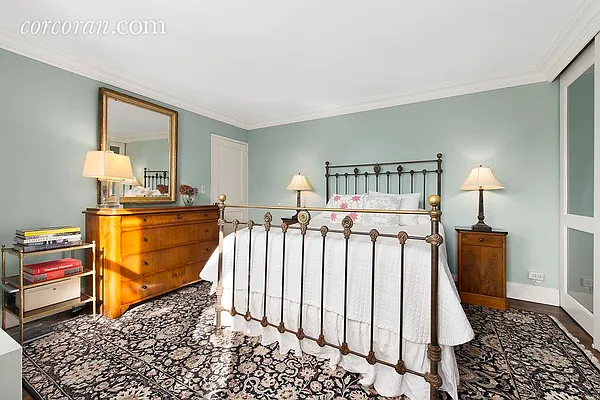 Sold by Corcoran | media 19