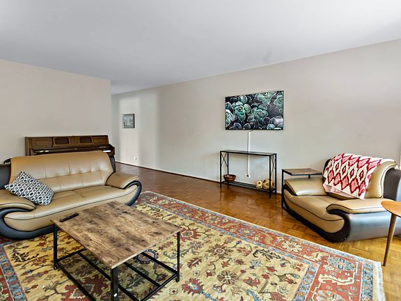 3rd image of 339 Home Ave APT 3C