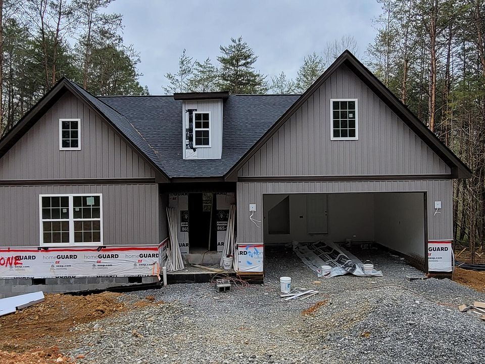 1st image of 104 Elohi Pl