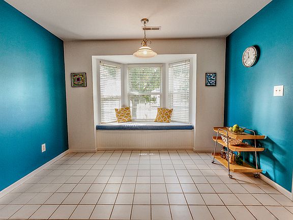 5th image of 6020 Woodmill Dr