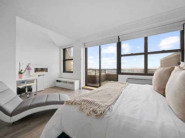 7002 Blvd East image 22 of 43