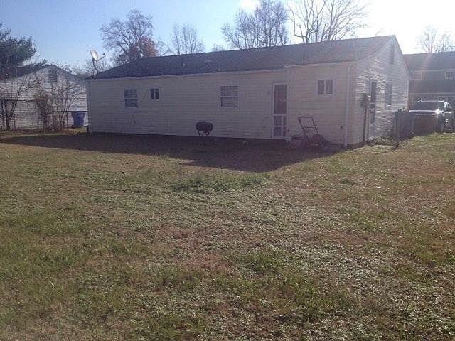 1st image of 2932 Candlewood Cir
