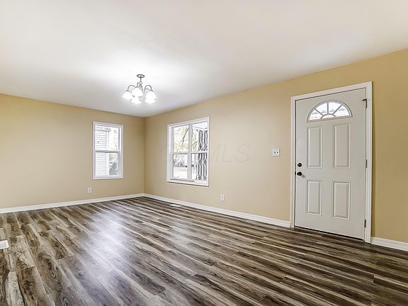4th image of 1793 Brentnell Ave