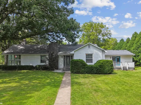 1413 Agency St, Burlington, IA 52601