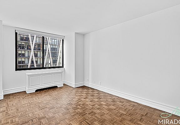 4th image of 145 W 67th St APT 4A