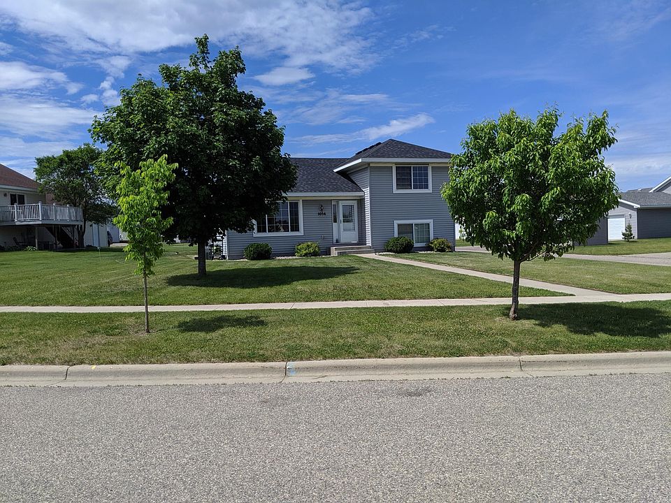1st image of 1014 Derek Dr