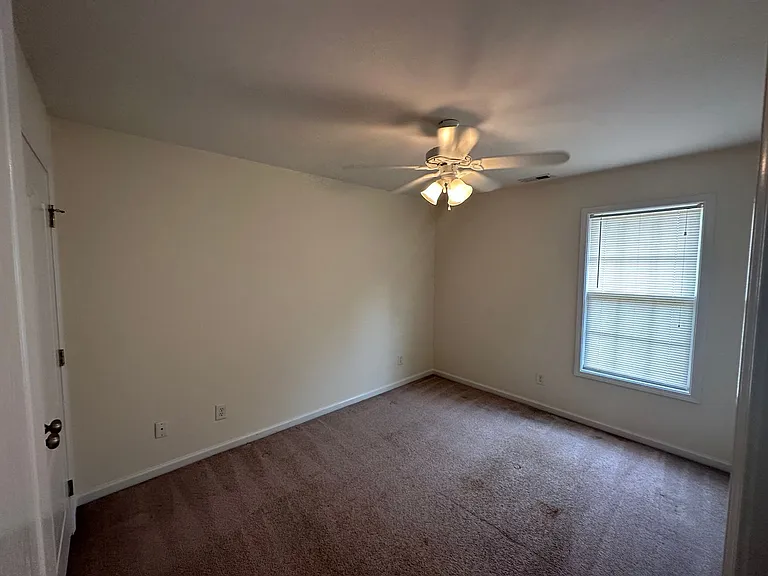 52 Holly Oak Cir — Photo 37