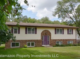 1317 Huntington Ave APT 1, Kalamazoo, MI 49048