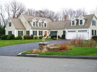 3 Bridle Path, Walpole, MA 02081