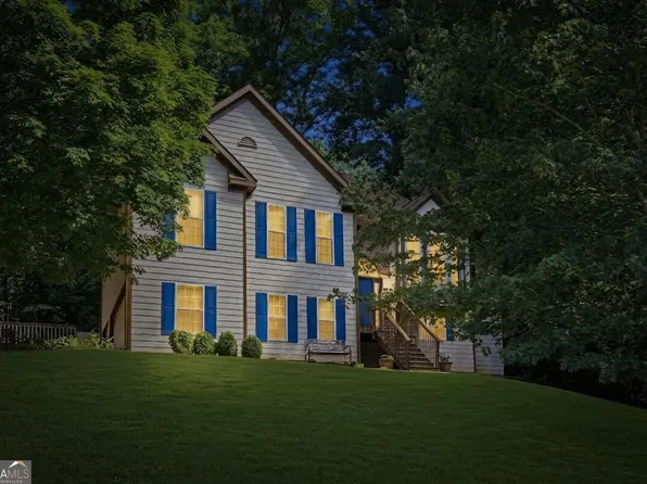 3990 F A A Rd, Cumming, GA 30041