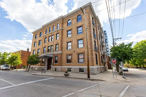 303 Greenup (NEW) Photo 1