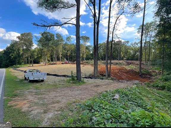 2nd image of 4189 Ledan Ext