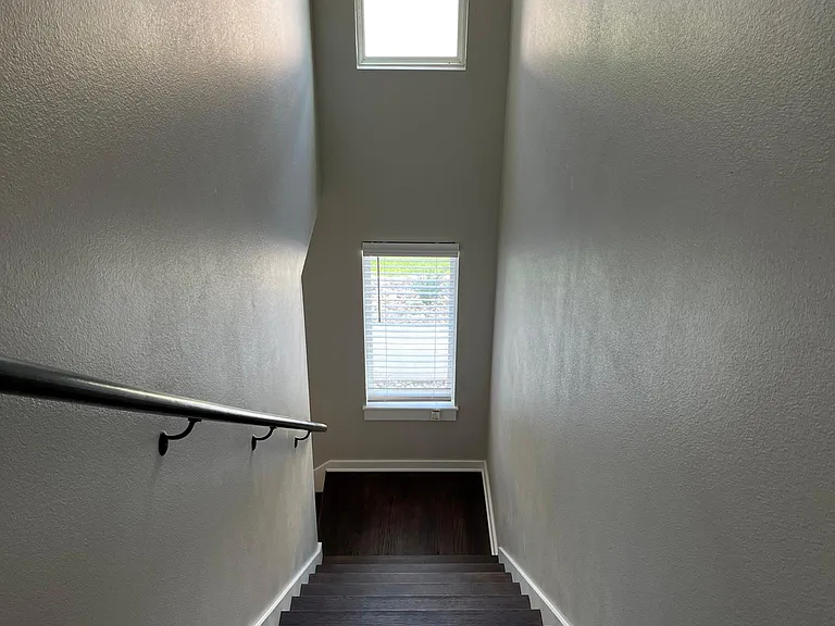 10637 Brothers Ln — Photo 16