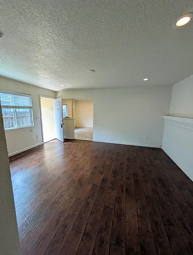 5905-07 Clover Manor Way Photo 1