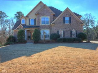 1069 Columbus Dr, Jonesboro, GA 30236