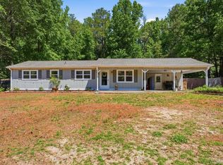 6380 Pleasant Dr, Winston, GA 30187