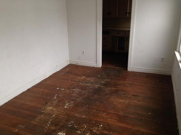 5th image of 1236 SW 37th St