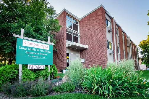 727 University Ave SE — Photo 3