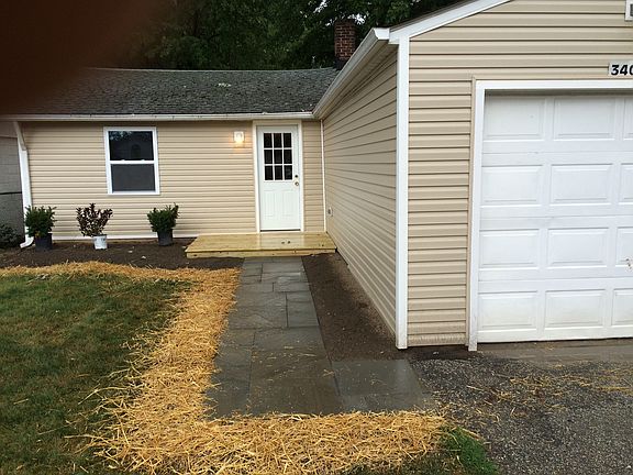 2nd image of 34034 Glen Dr