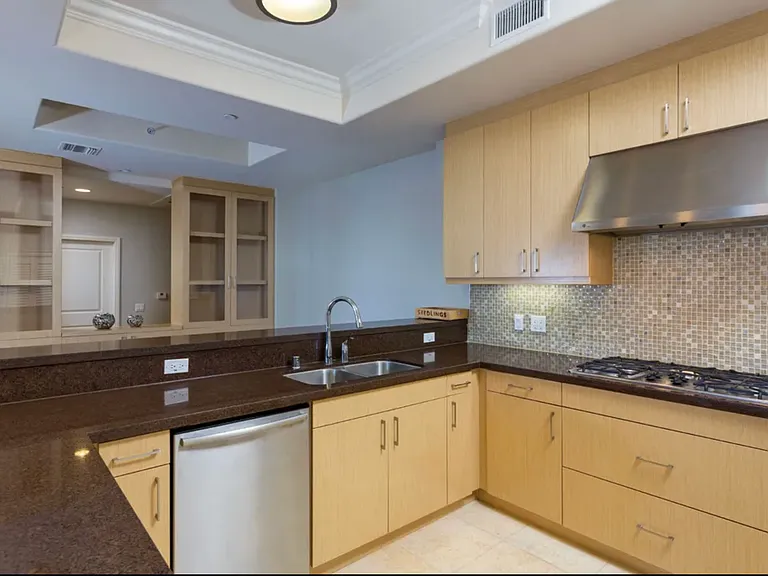 311 S Gramercy Pl #Penthouse 2 — Photo 11