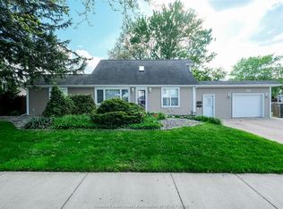 1617 Mark Ave, Windsor, ON N9B3G5