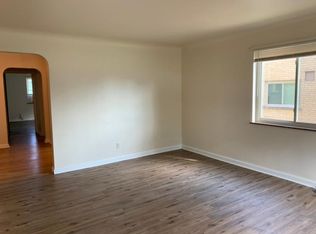 5541 Montgomery Rd APT 2, Cincinnati, OH 45212