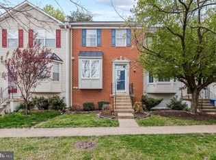 13820 Rampant Lion Ct, Centreville, VA 20120