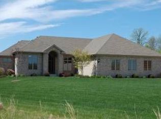 729 Wood Thrush Ln, Colgate, WI 53017