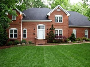 5 Northfield Rd, Signal Mountain, TN 37377