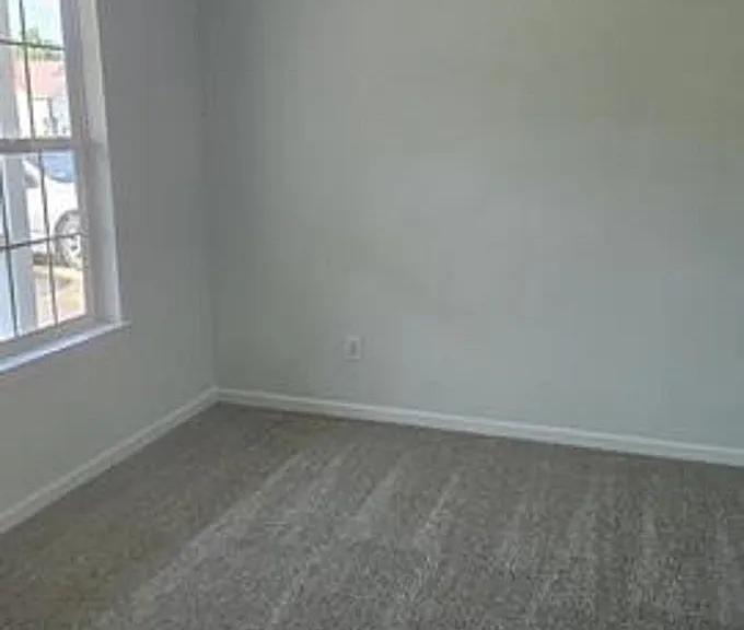 120 Chadwyck Cir — Photo 7