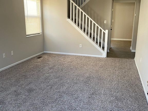 3rd image of 8007 Mill Creek Cir