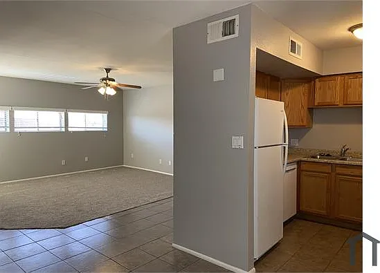 2693 E Oakleaf Dr — Photo 24