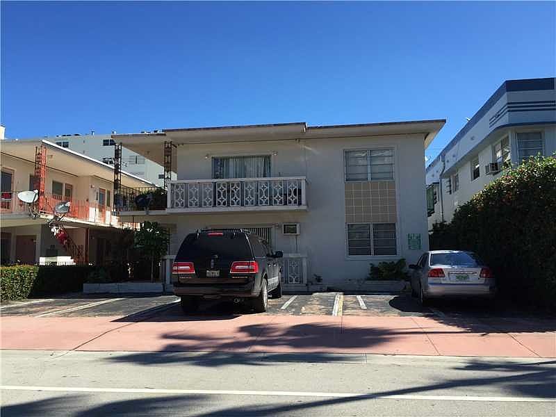 2nd image of 719 Euclid Ave APT 8