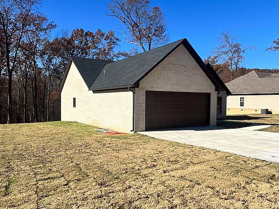 4th image of 137 Leatherwood Cir