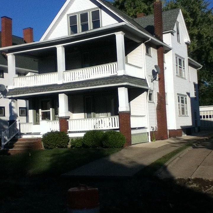 Upstairs of Large Double w/porch
