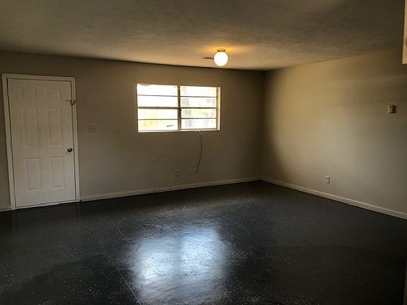 Living room_03072023