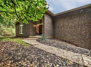 660 McElheny Rd, Glenshaw, PA 15116