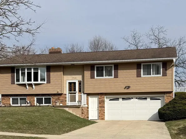 714 Willow Run Street, Cottage Grove, WI 53527