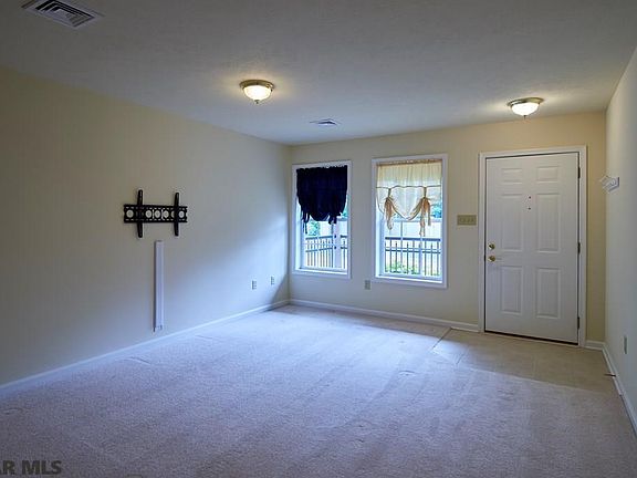 4th image of 142 Alma Mater Ct APT F