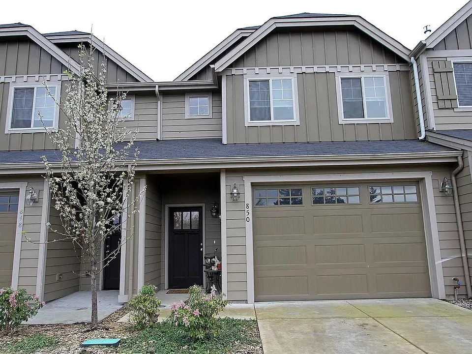 850 NE 109th Ct
