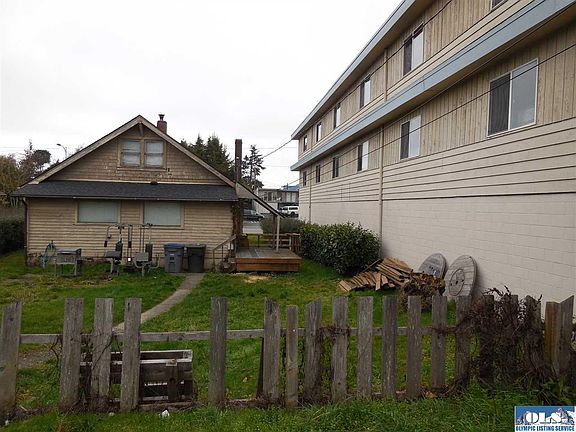 5th image of 116 N Albert St Frnt Street