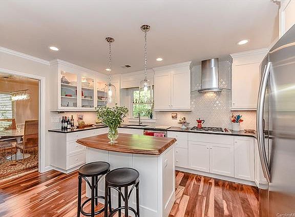 2nd image of 2301 Vestry Pl