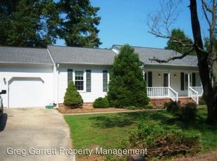 603 Showalter Rd, Yorktown, VA 23692