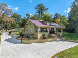 719 College St N, Madisonville, TN 37354