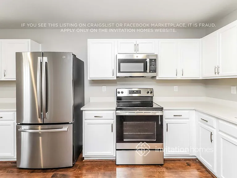 1412 Krista Dr — Photo 6