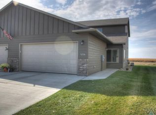 9234 W Norma Trl #8B, Sioux Falls, SD 57106