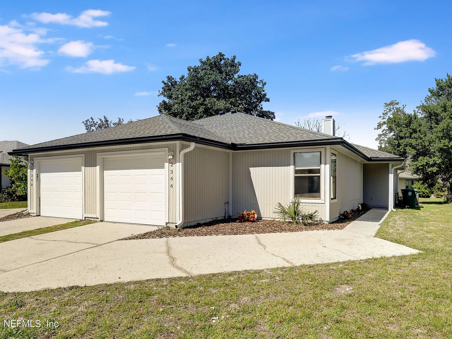 2 bed, 2.0 bath, 1073 sqft, $1,875 — Photo 1